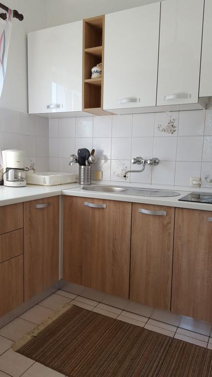 Apartmani Sofia นยีวีเซ ภายนอก รูปภาพ